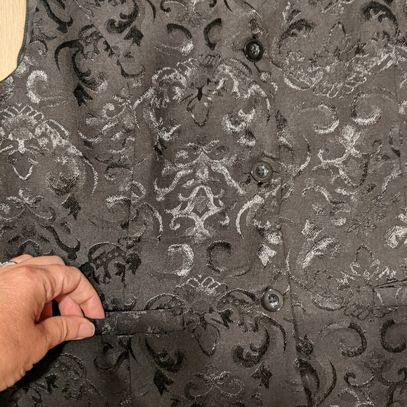 Black vest top - Picture 5 of 6